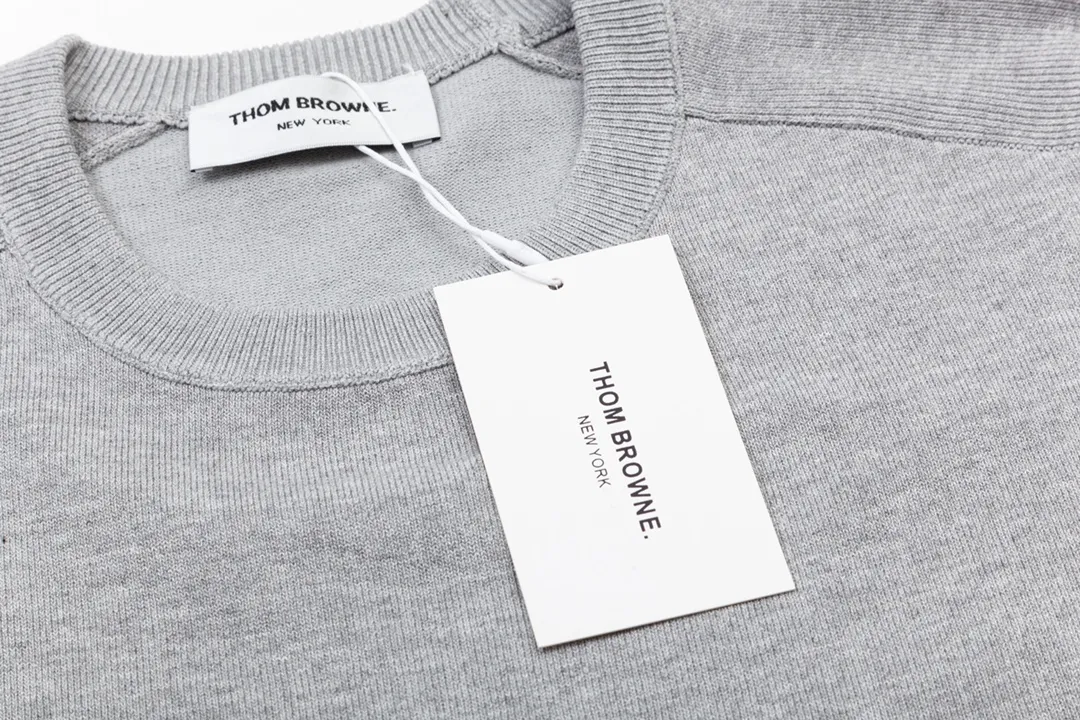 Thom Browne ➡️ POLO ， Retro Same Style Versatile 。 : Gray Size：M-3XL